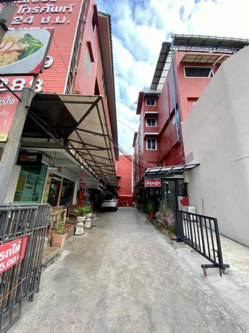 Ratanawong Place 807 กรุงเทพมหานคร ภายนอก รูปภาพ